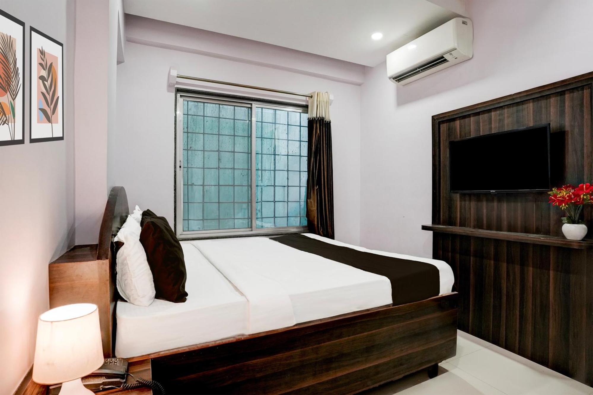 Super Hotel O Chhatrapati Nagar Širdi Exteriér fotografie