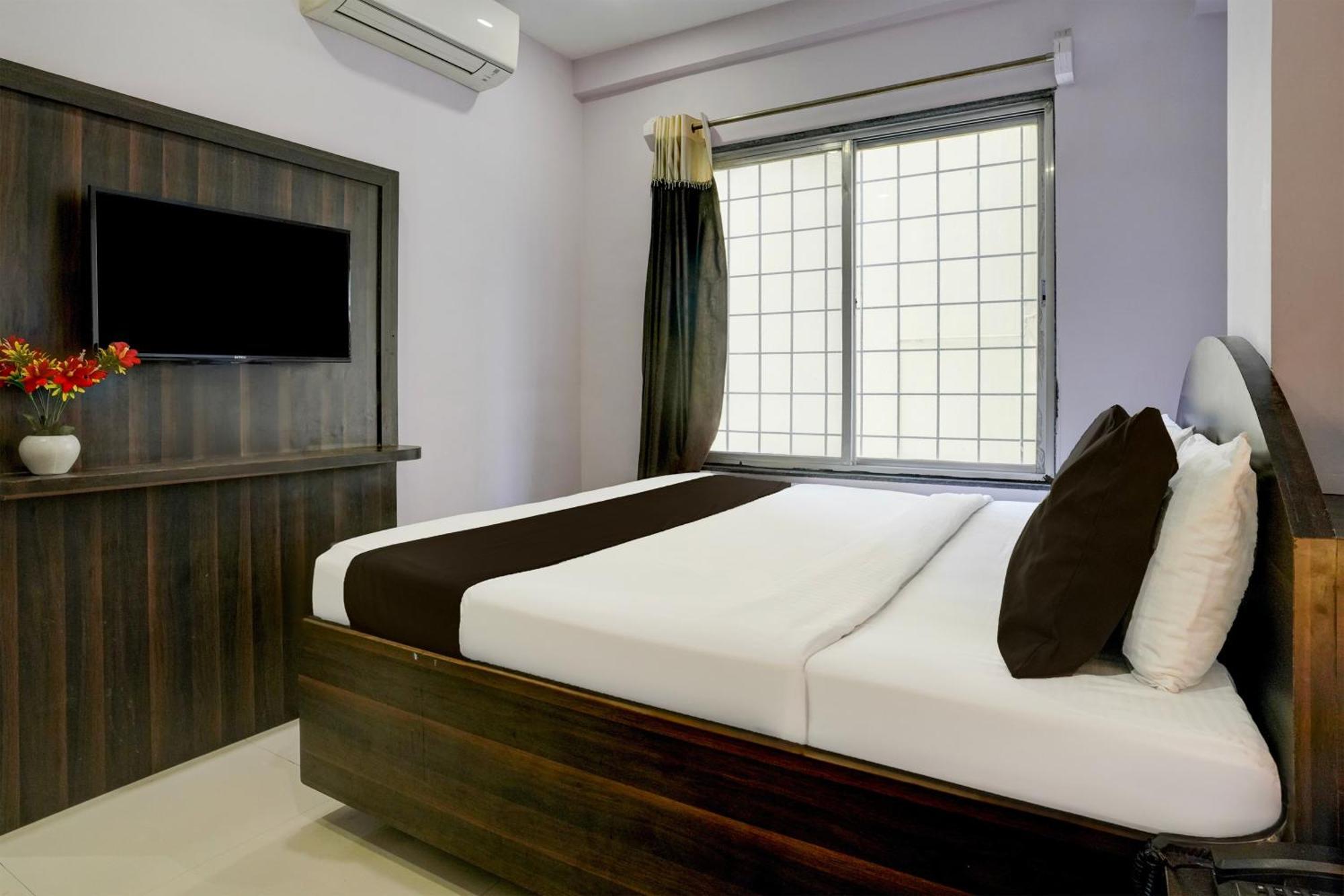 Super Hotel O Chhatrapati Nagar Širdi Exteriér fotografie