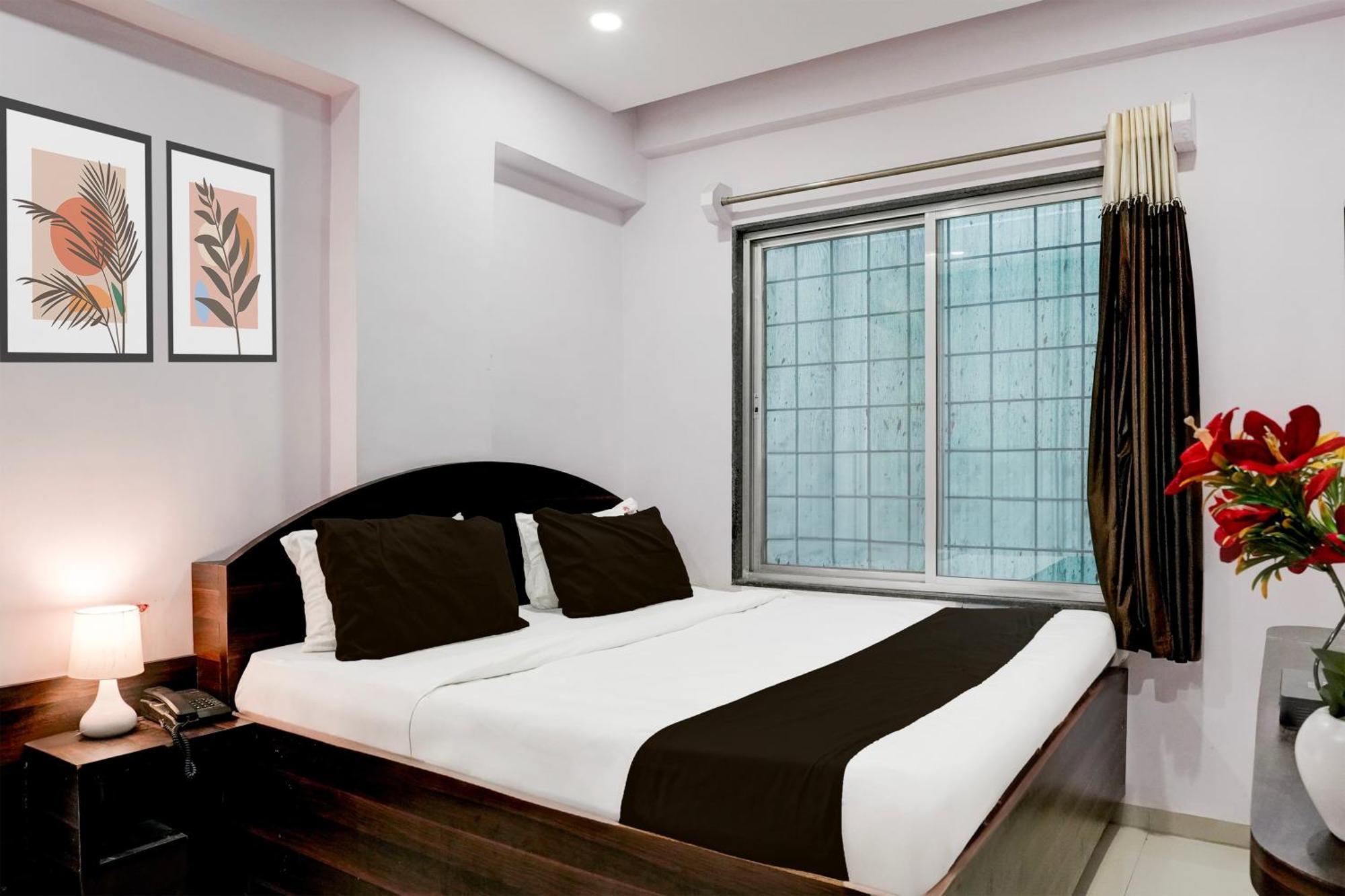 Super Hotel O Chhatrapati Nagar Širdi Exteriér fotografie